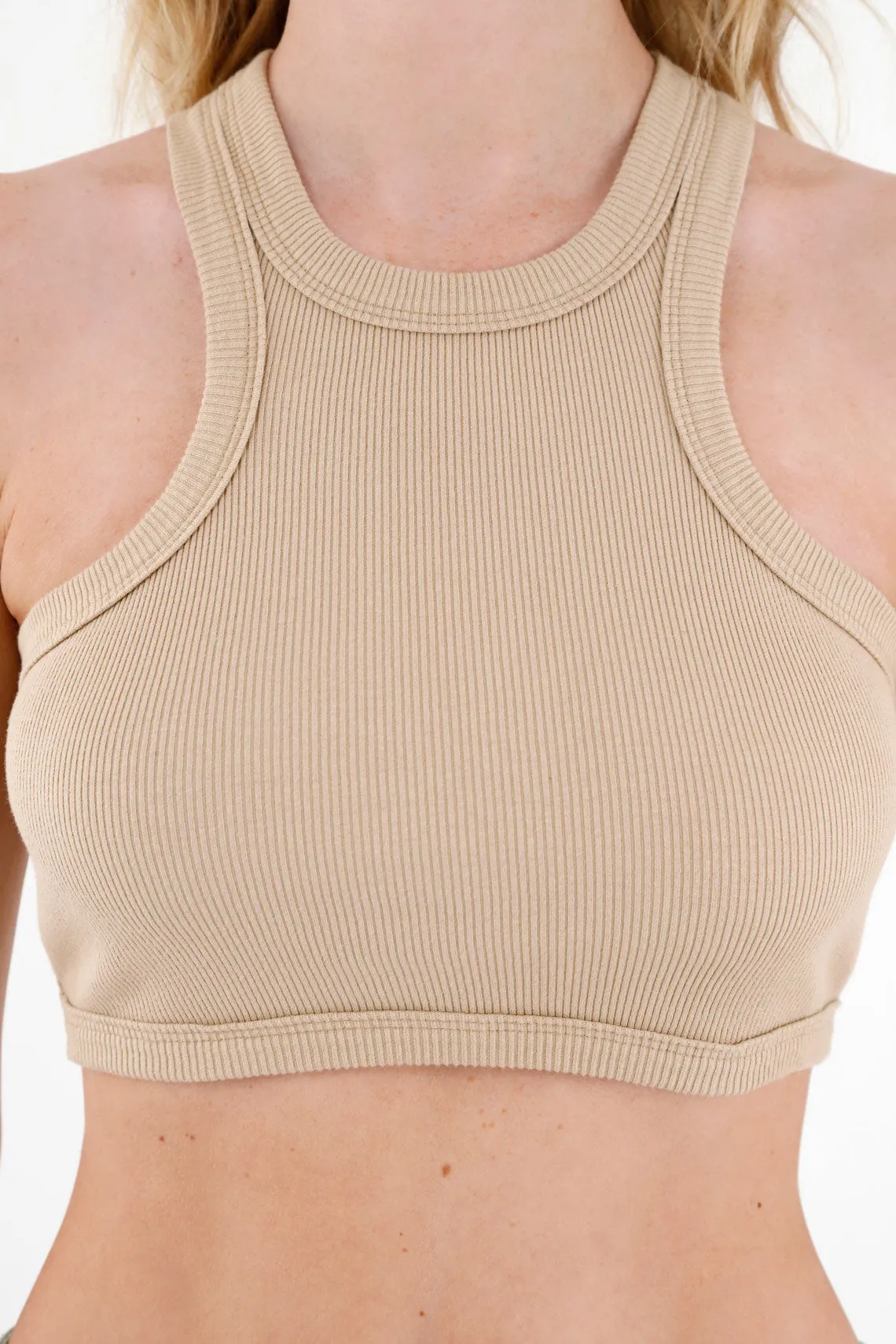 Crop top en rib café para mujer