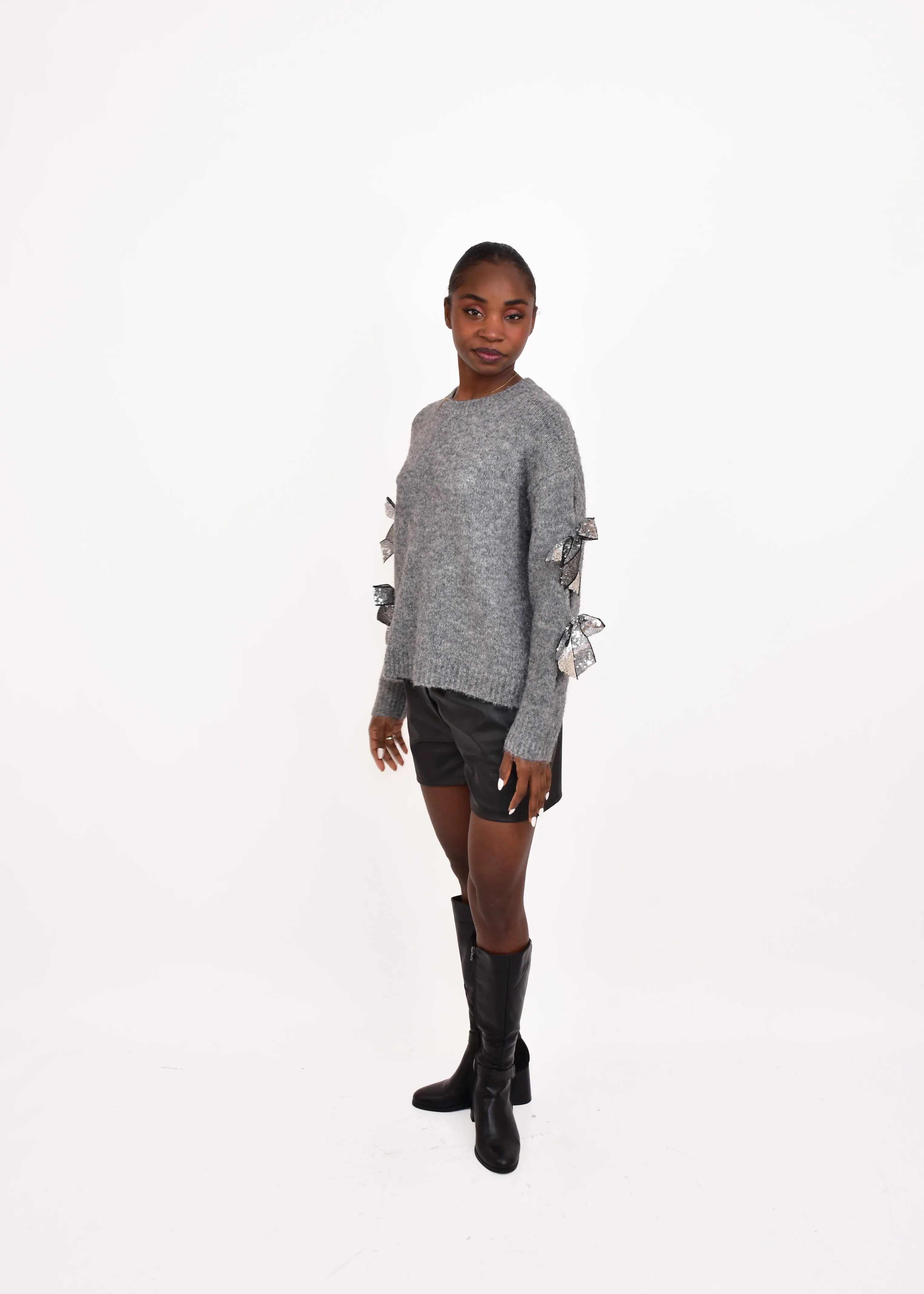 JERSEY LAZOS-GRIS