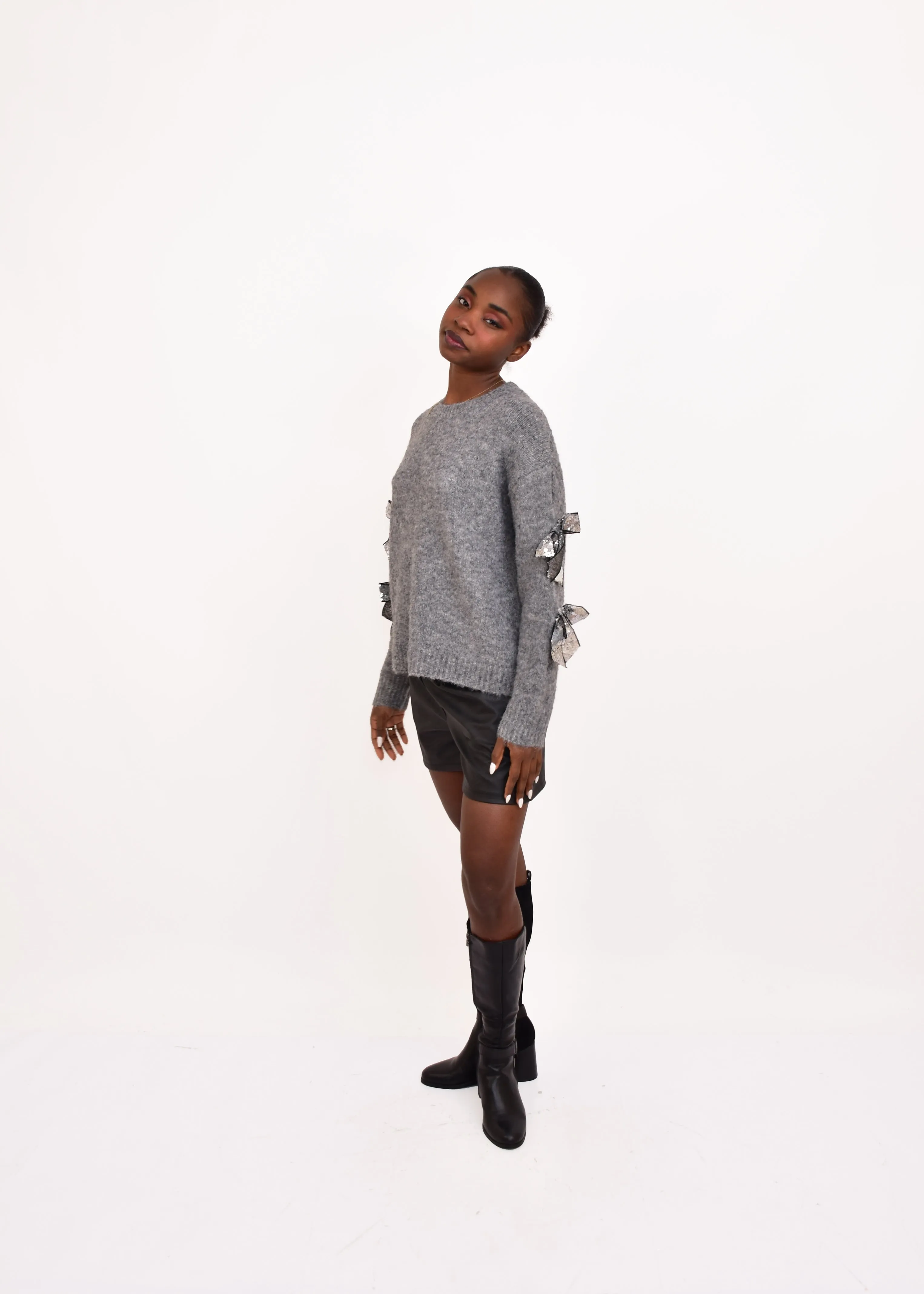 JERSEY LAZOS-GRIS