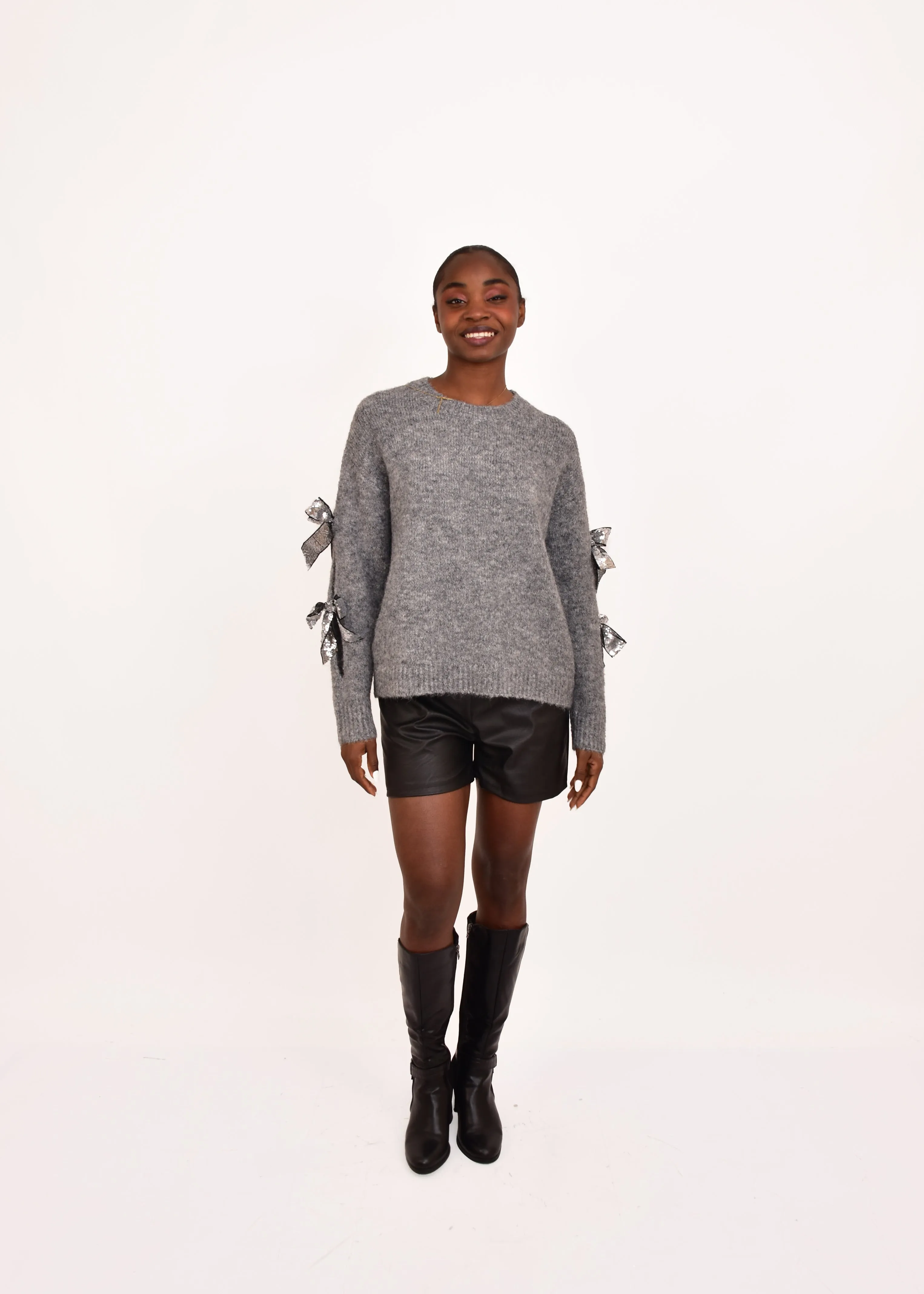 JERSEY LAZOS-GRIS