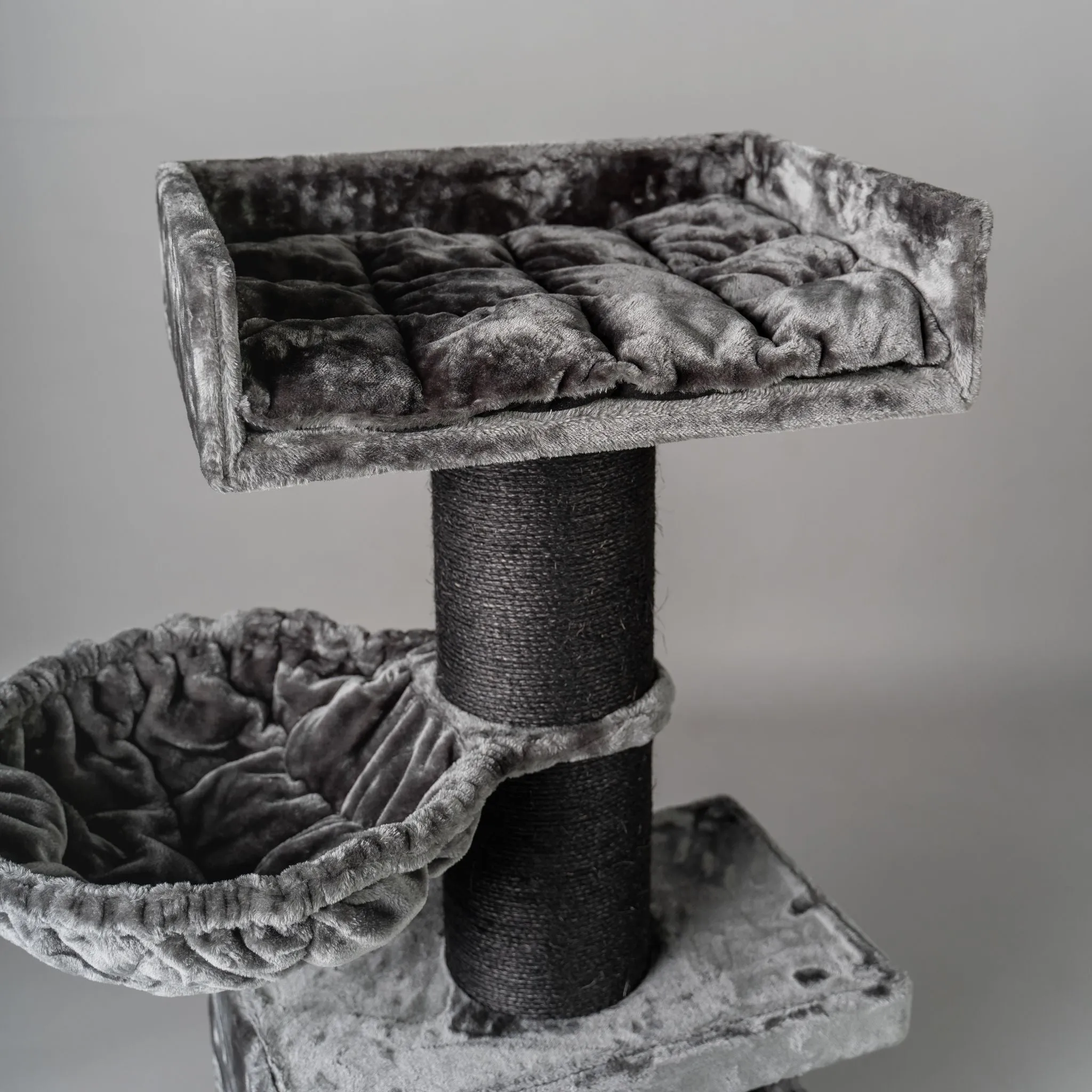 Royalty Retreat Blackline Gris Oscuro