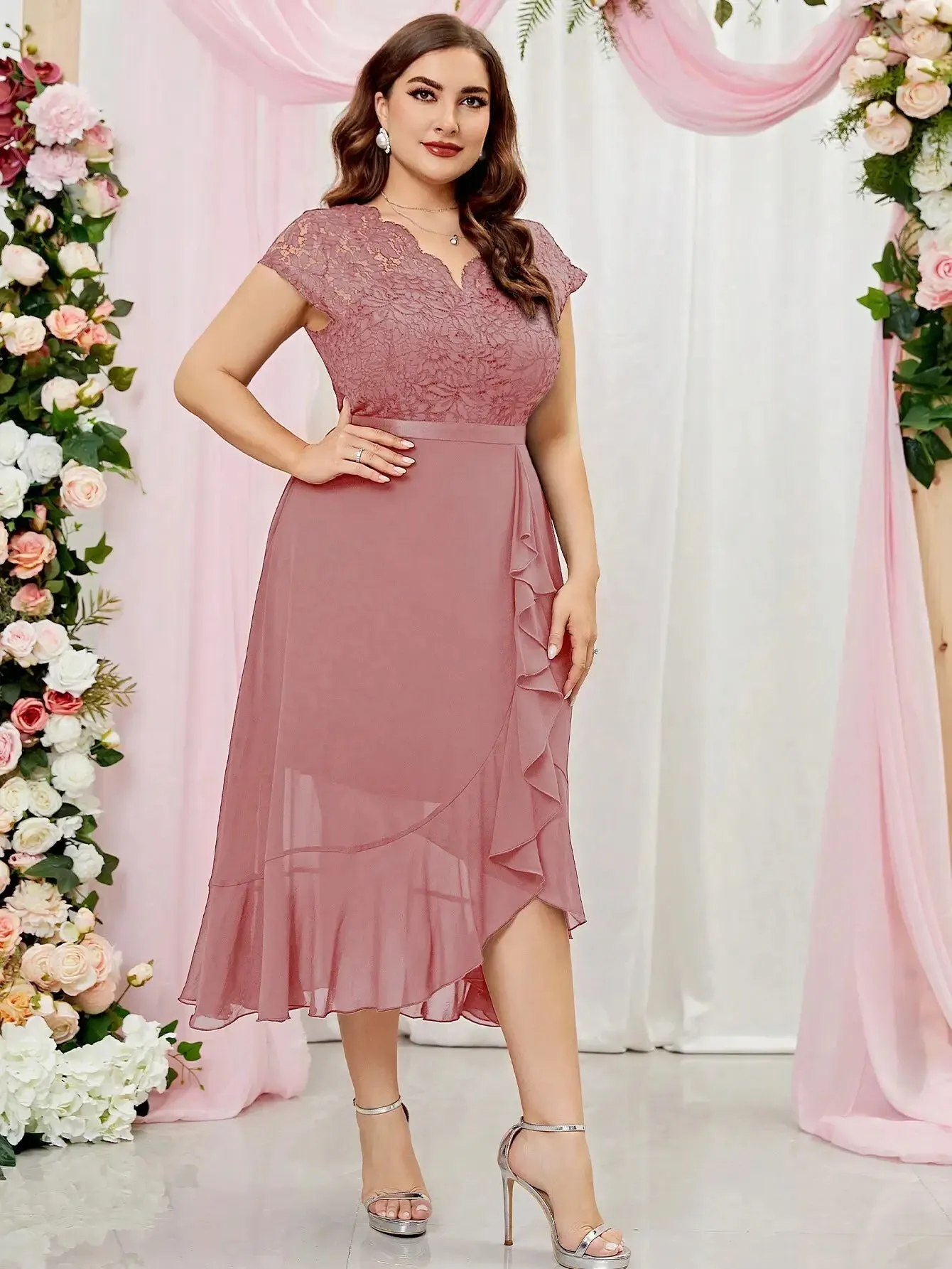 Vestido Longo de Festa Com  Decote V PLus Size - Esther