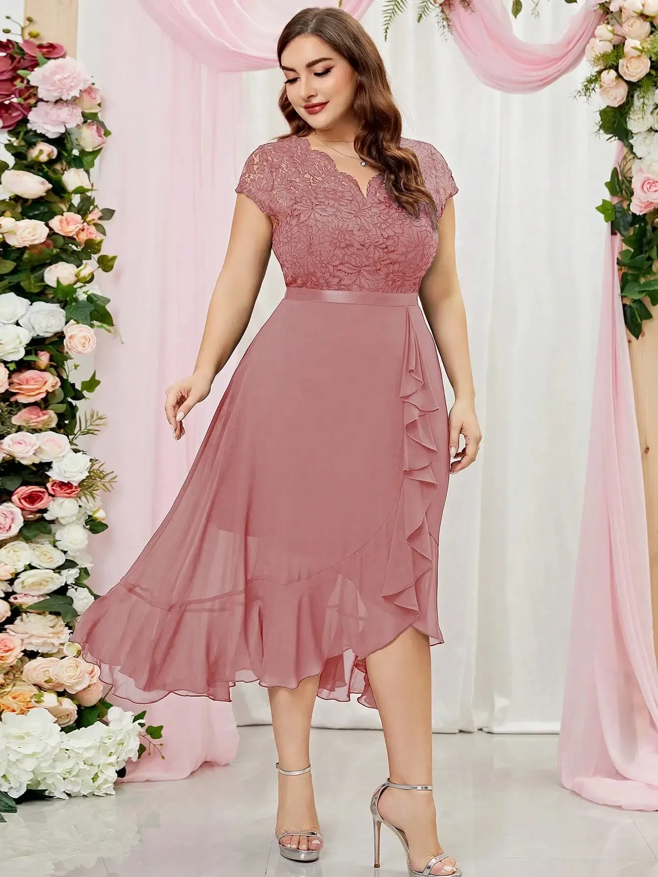 Vestido Longo de Festa Com  Decote V PLus Size - Esther